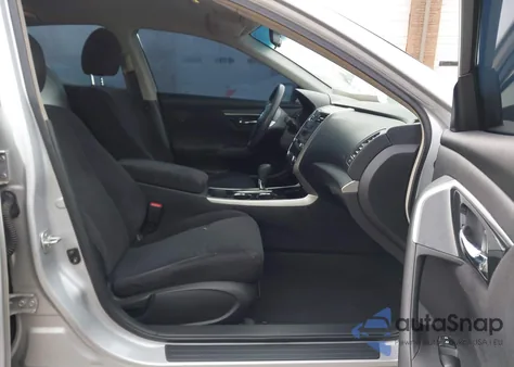 2013 Nissan Altima 2.5 S from USA, damaged, VIN 1N4AL3AP2DC268423